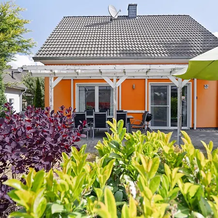 بيت للعطل Aurora Mit Kamin Und Terrasse