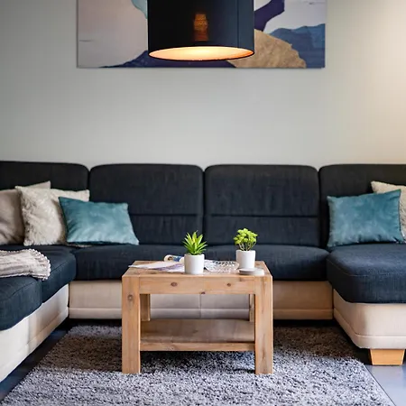 Aurora Mit Kamin Und Terrasse *